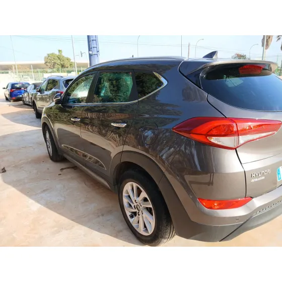 MOTOR D4FD. CAMBIO AUTO CVF/KW: 12.02/104
