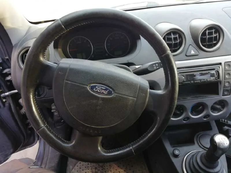 FORD FIESTA (CBK) FORD FIESTA (CBK) '2005 AMBIENTE GRIS 2004