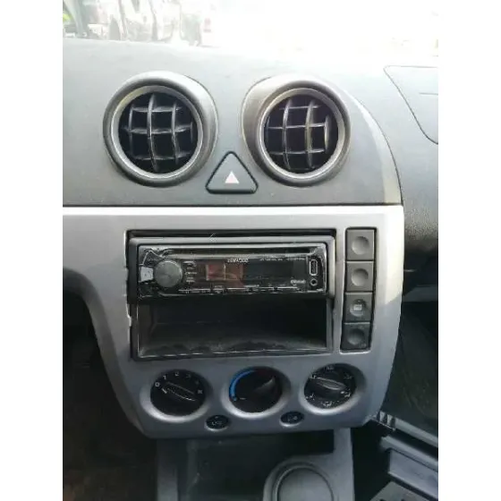 FORD FIESTA (CBK) '2005 AMBIENTE GRIS