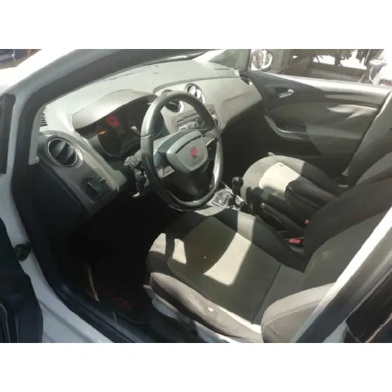 SEAT IBIZA (6J5) '2012 1.6 TDI BLANCO