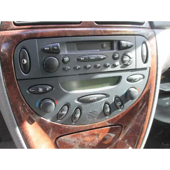 CITROEN C5 BERLINA '2001 2.0 HDI SX PLATA