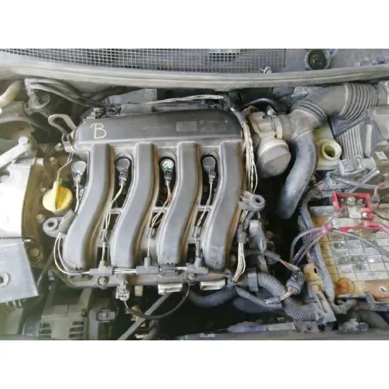 RENAULT MEGANE II BERLINA 5P '2003 CONFORT AUTHENTIQUE GRIS PLATA