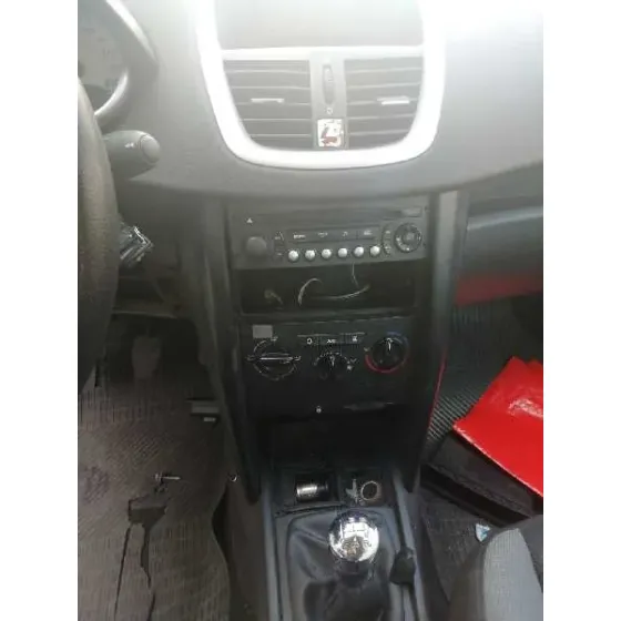 PEUGEOT 207 '2007 CONFORT BLANCO