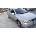 OPEL ASTRA G BERLINA '2001 CLUB PLATA