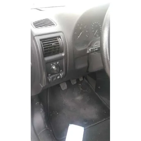 OPEL ASTRA G BERLINA '2001 CLUB PLATA
