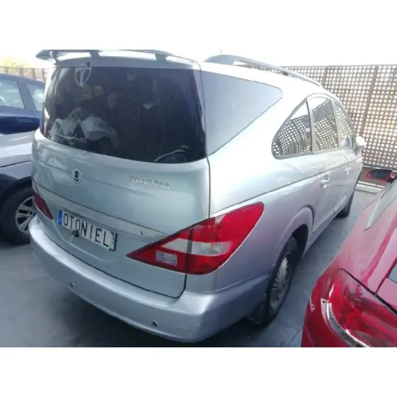 SSANGYONG RODIUS '2005 2.7 TURBODIESEL CAT GRIS