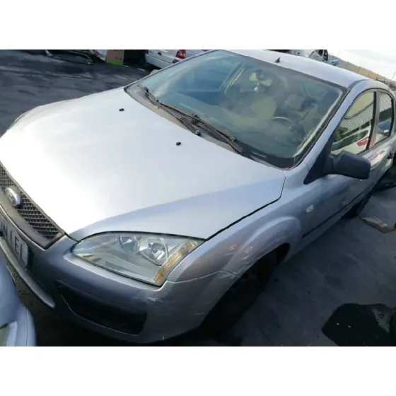 FORD FOCUS BERLINA (CAP) '2005 1.6 16V CAT PLATA