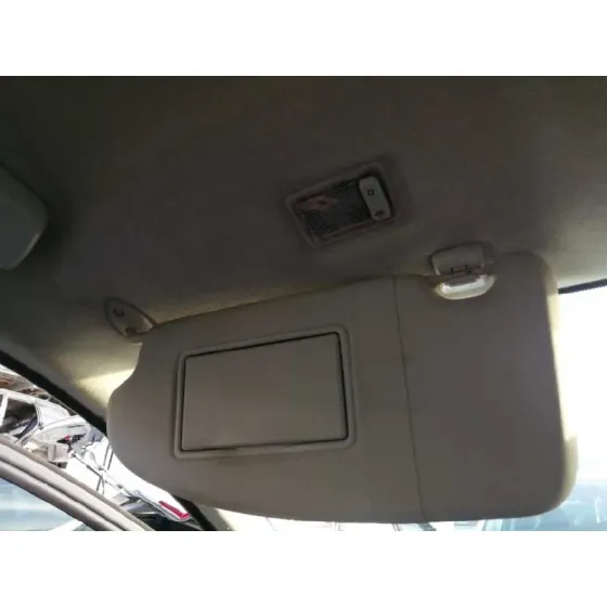 FORD FOCUS BERLINA (CAP) '2005 1.6 16V CAT PLATA