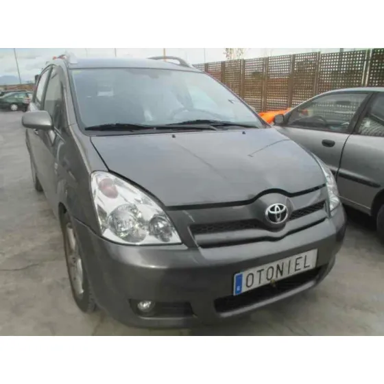 TOYOTA COROLLA VERSO (R1) '2006 2,2 D-4D SPORT GRIS