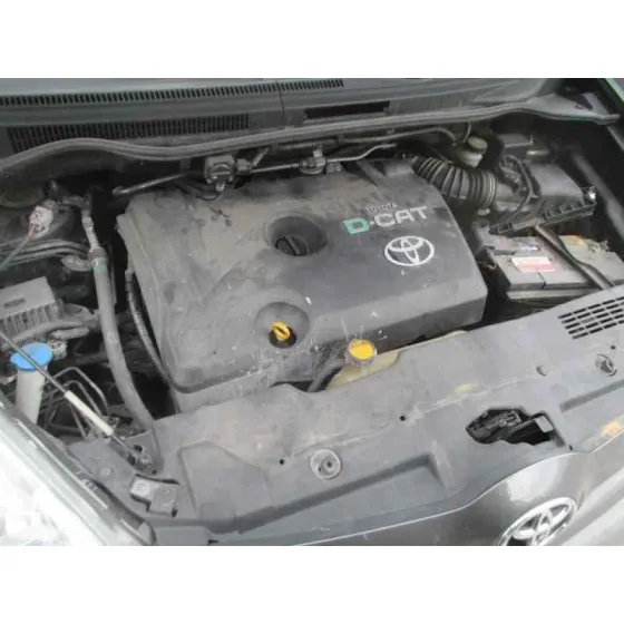 TOYOTA COROLLA VERSO (R1) '2006 2,2 D-4D SPORT GRIS
