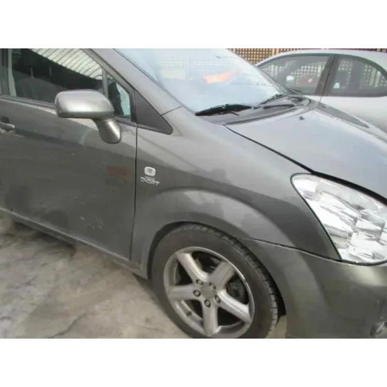 TOYOTA COROLLA VERSO (R1) '2006 2,2 D-4D SPORT GRIS