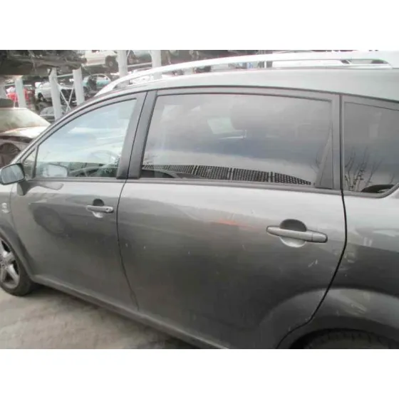 TOYOTA COROLLA VERSO (R1) '2006 2,2 D-4D SPORT GRIS