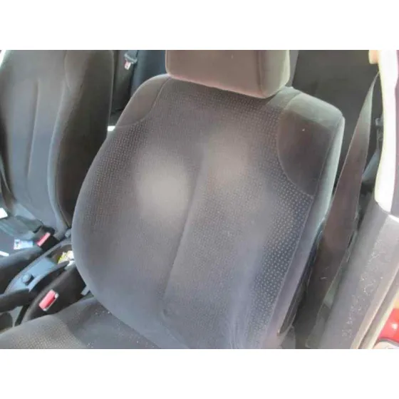 CITROEN C4 BERLINA '2007 COLLECTION ROJO