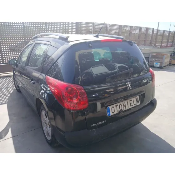 MOTOR 8FS CAMBIO 5V CVF/KW: 10.73/70