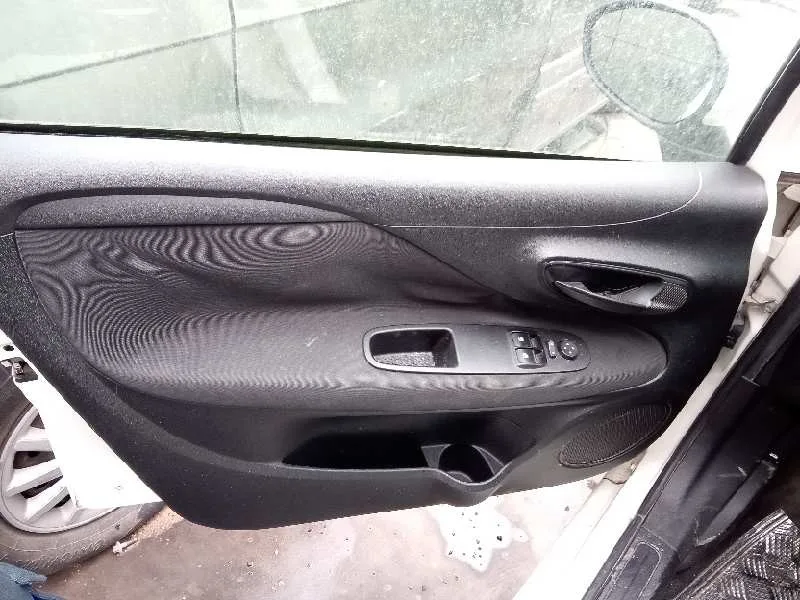 FIAT PUNTO (EVO) (199) FIAT PUNTO (EVO) (199) '2011 1.3 16V JTD CAT BLANCO 2009