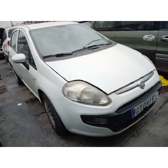 FIAT PUNTO (EVO) (199) '2011 1.3 16V JTD CAT BLANCO