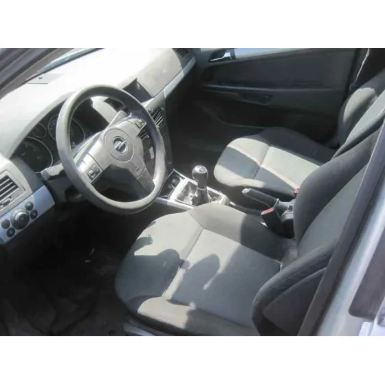 OPEL ASTRA H BERLINA '2005 COSMO GRIS