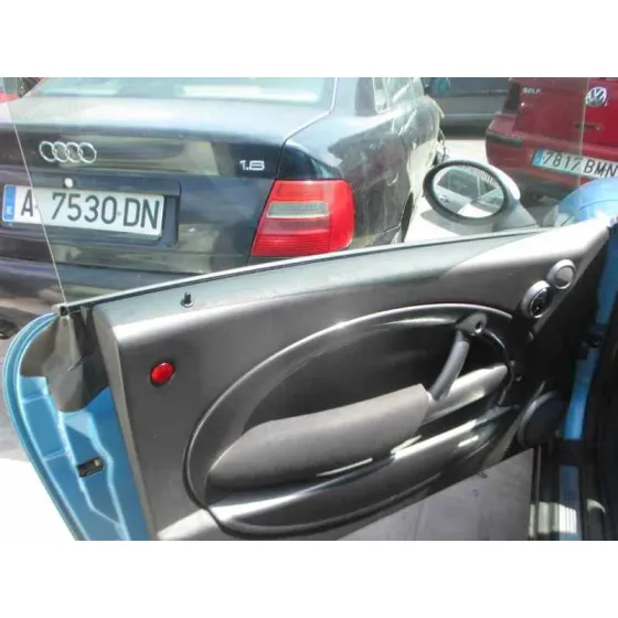 MINI MINI (R50,R53) '2005 COOPER AZUL
