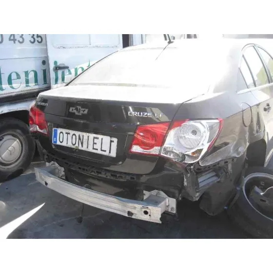 CHEVROLET CRUZE '2010 LS+ GRIS CENIZA