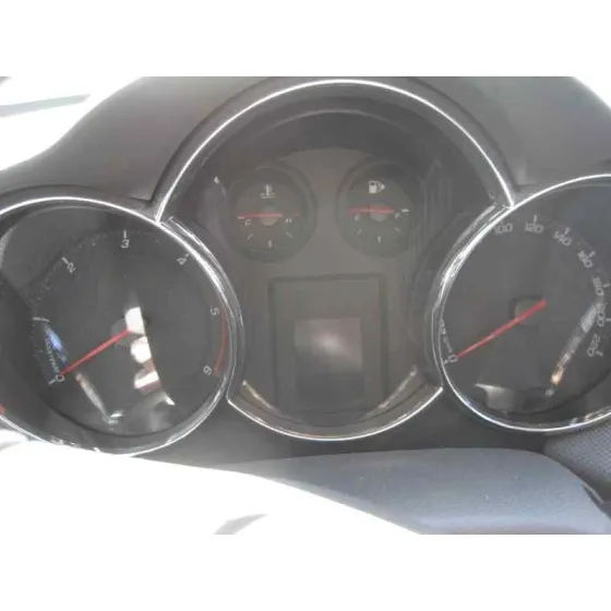 CHEVROLET CRUZE '2010 LS+ GRIS CENIZA