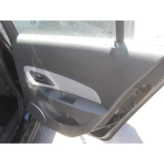 CHEVROLET CRUZE '2010 LS+ GRIS CENIZA