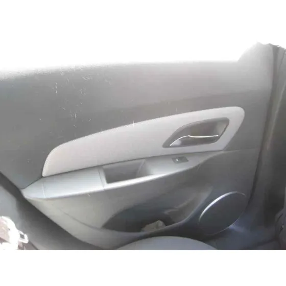 CHEVROLET CRUZE '2010 LS+ GRIS CENIZA