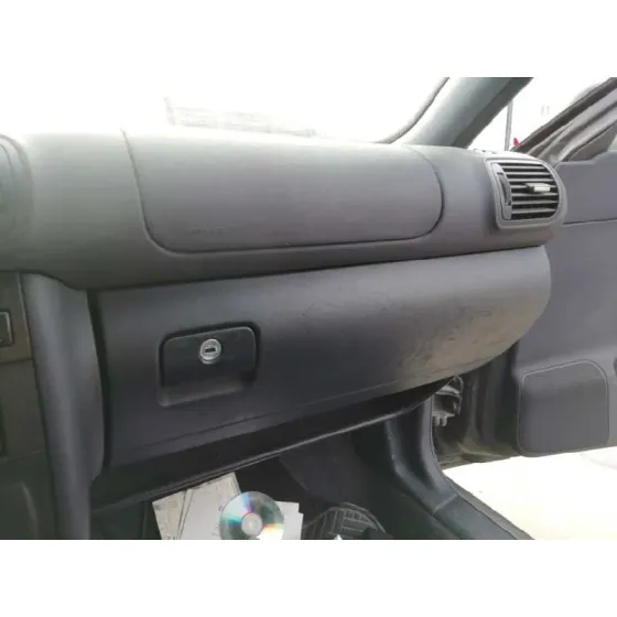 AUDI A3 (8L) 2001 1.8 20V AZUL
