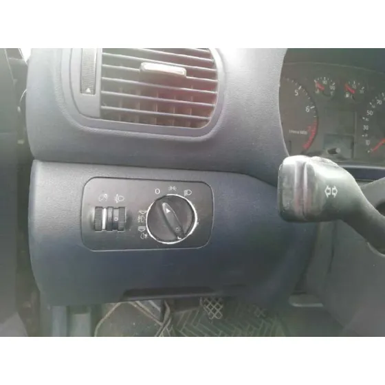 AUDI A3 (8L) 2001 1.8 20V AZUL