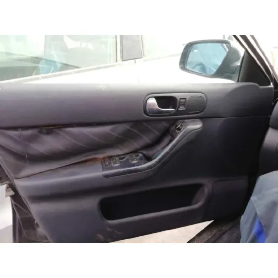 AUDI A3 (8L) 2001 1.8 20V AZUL