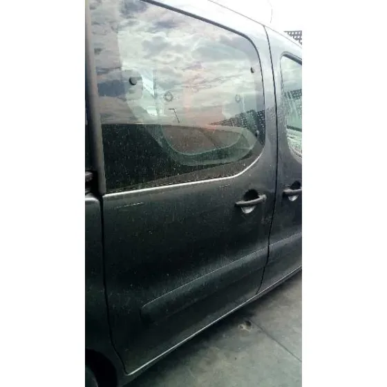 CITROEN BERLINGO STATION WAGON '2014 1.6 HDI FAP GRIS