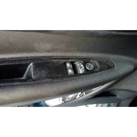 CITROEN C4 COUPE '2007 1.4 16V GRIS