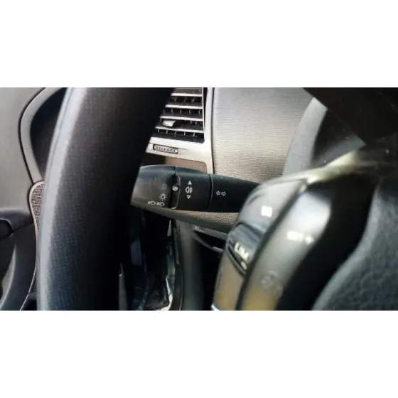 CITROEN C4 COUPE '2007 1.4 16V GRIS