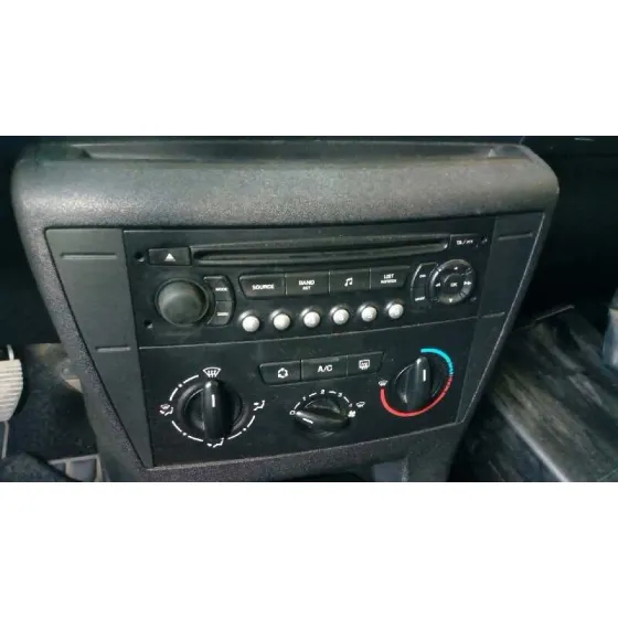CITROEN C4 COUPE '2007 1.4 16V GRIS