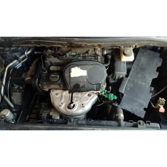 CITROEN C4 COUPE '2007 1.4 16V GRIS
