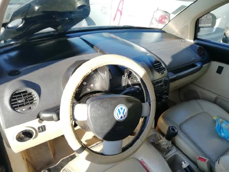 VOLKSWAGEN NEW BEETLE (9C1/1C1) VOLKSWAGEN NEW BEETLE (9C1/1C1) '1999 1.9 TDI NEGRO 1998