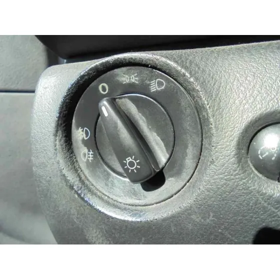 VOLKSWAGEN PASSAT BERLINA (3B3) '2003 HIGHLINE 4MOTION PLATA