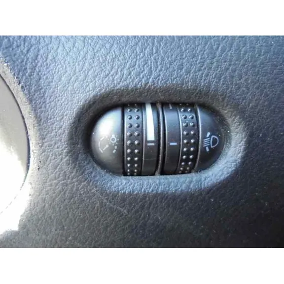 VOLKSWAGEN PASSAT BERLINA (3B3) '2003 HIGHLINE 4MOTION PLATA