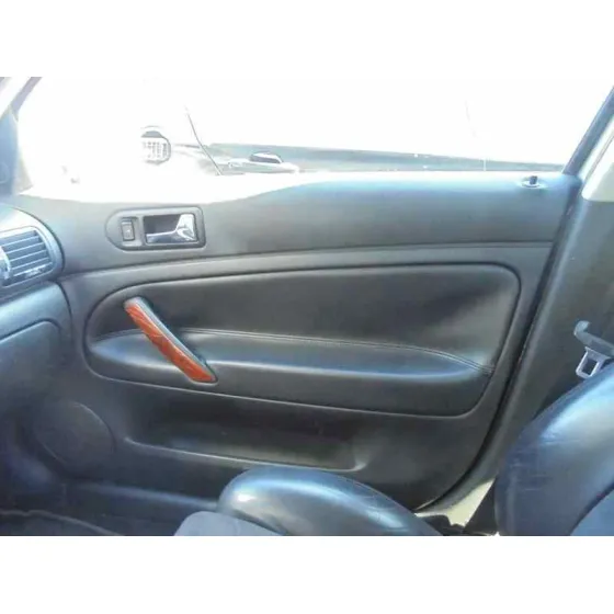 VOLKSWAGEN PASSAT BERLINA (3B3) '2003 HIGHLINE 4MOTION PLATA