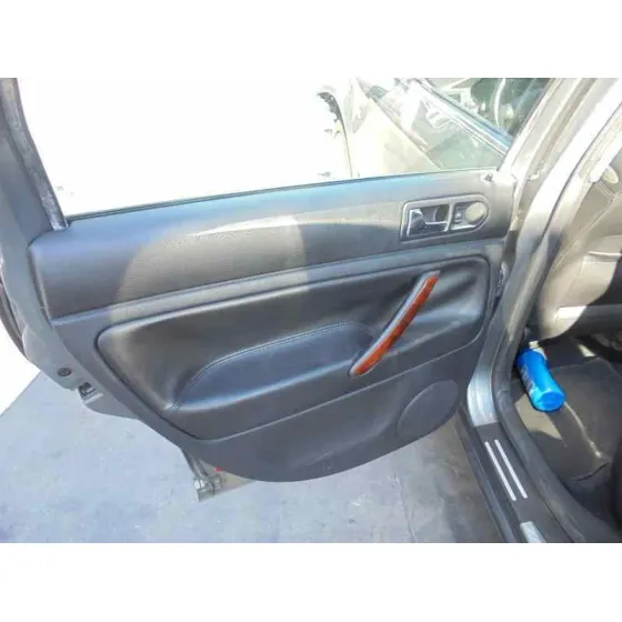 VOLKSWAGEN PASSAT BERLINA (3B3) '2003 HIGHLINE 4MOTION PLATA