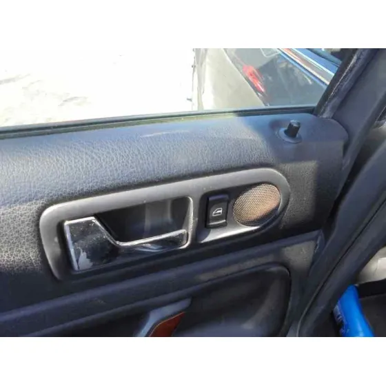 VOLKSWAGEN PASSAT BERLINA (3B3) '2003 HIGHLINE 4MOTION PLATA