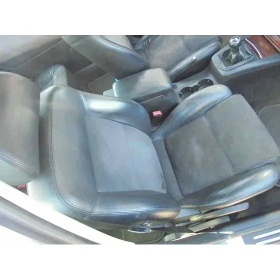 VOLKSWAGEN PASSAT BERLINA (3B3) '2003 HIGHLINE 4MOTION PLATA