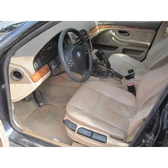 BMW SERIE 5 TOURING (E39) '1998 528I AZUL