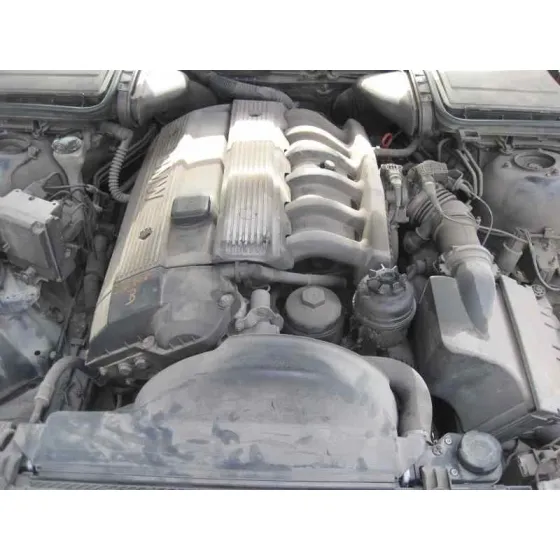 BMW SERIE 5 TOURING (E39) '1998 528I AZUL