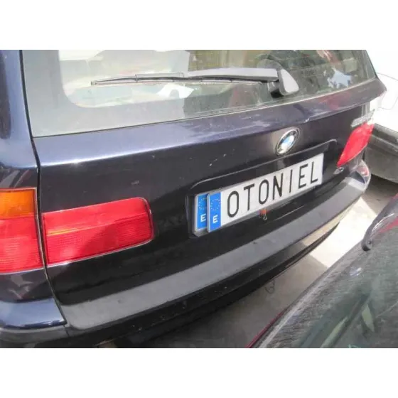 BMW SERIE 5 TOURING (E39) '1998 528I AZUL