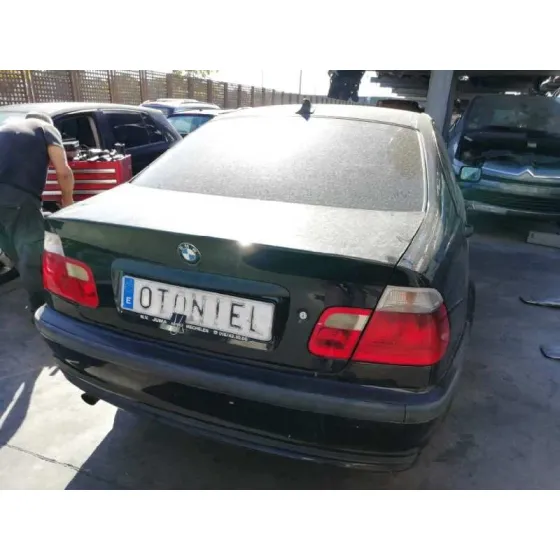 BMW SERIE 3 BERLINA (E46) '1999 318I NEGRO
