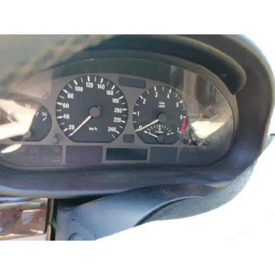 BMW SERIE 3 BERLINA (E46) '1999 318I NEGRO