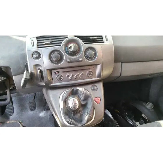 RENAULT SCENIC II '2005 1.9 DCI DIESEL PLATA