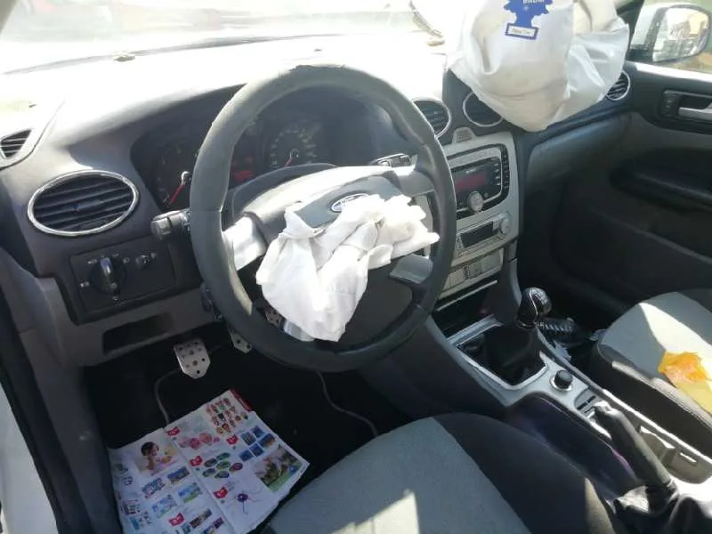 FORD FOCUS LIM. (CB4) '2009 TITANIUM BLANCO