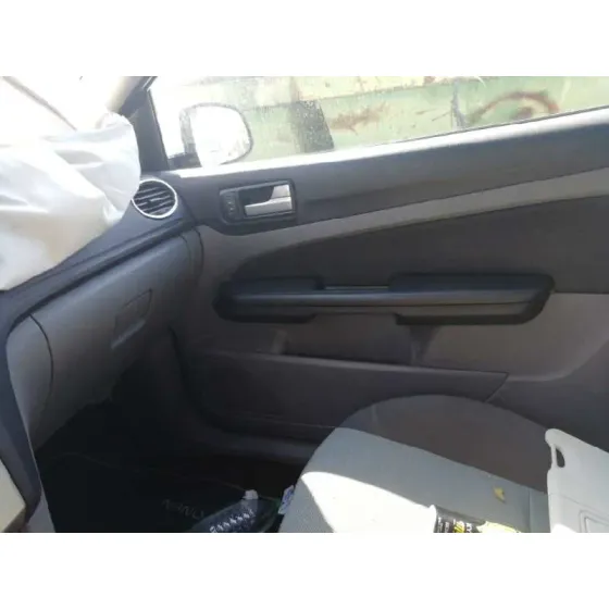 FORD FOCUS LIM. (CB4) '2009 TITANIUM BLANCO