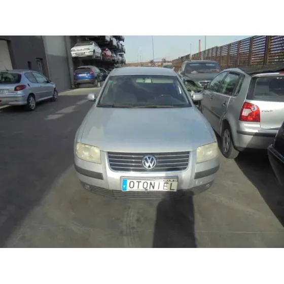VOLKSWAGEN PASSAT BERLINA (3B3) '2003 ADVANCE PLATA